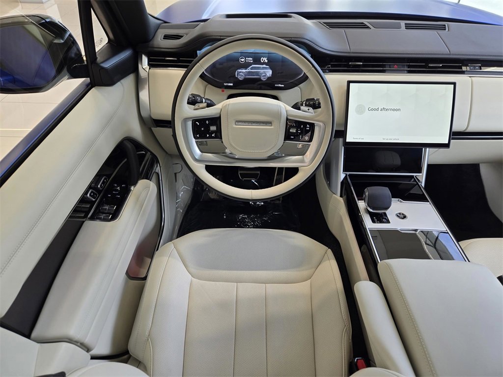 New 2025 Land Rover Range Rover SE image 38