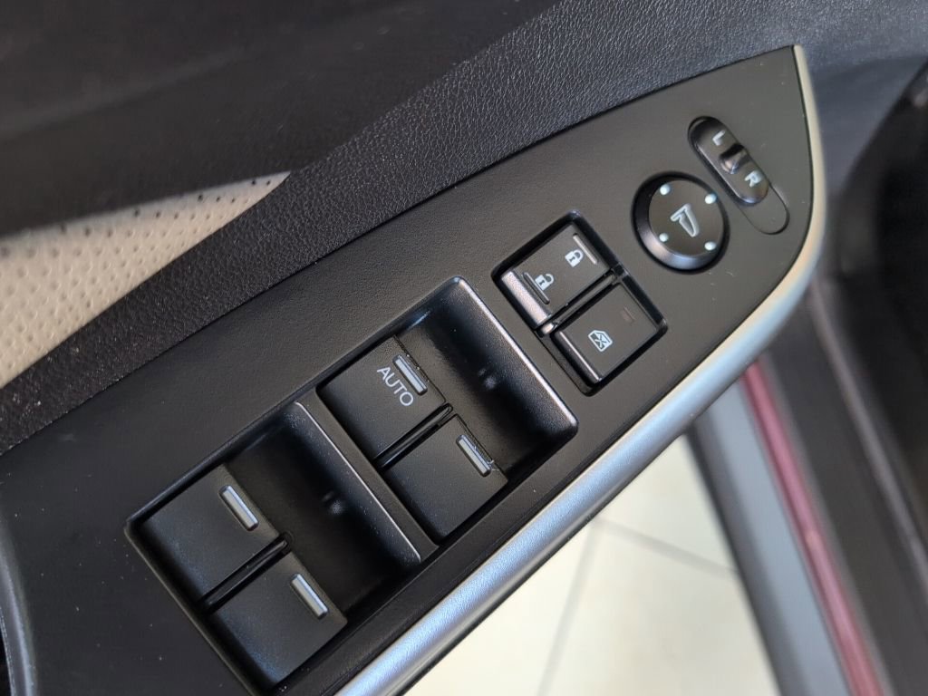 Used 2016 Honda CR-V EX-L image 9