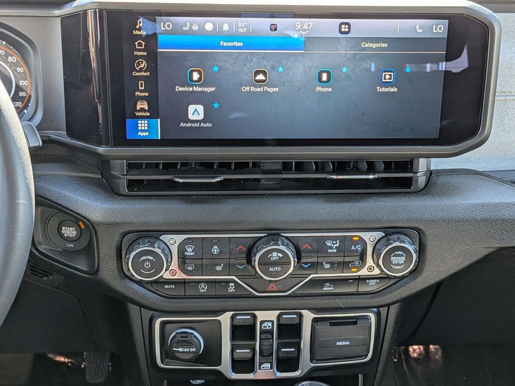 Used 2025 Jeep Wrangler Sport S image 23