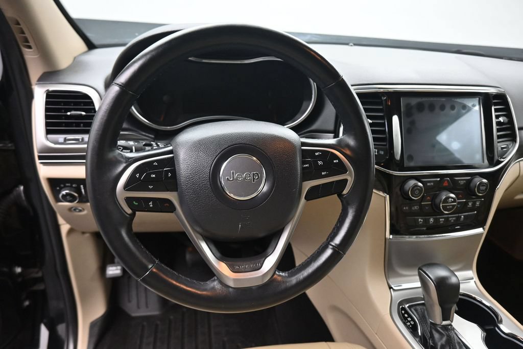 Used 2019 Jeep Grand Cherokee Limited AWD/4WD image 14