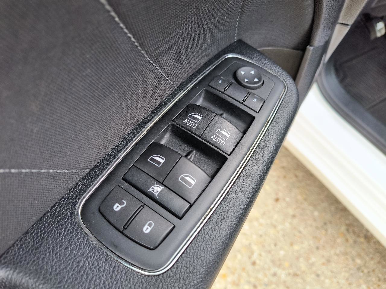 Used 2016 Dodge Charger SXT w/ Blacktop Package image 14