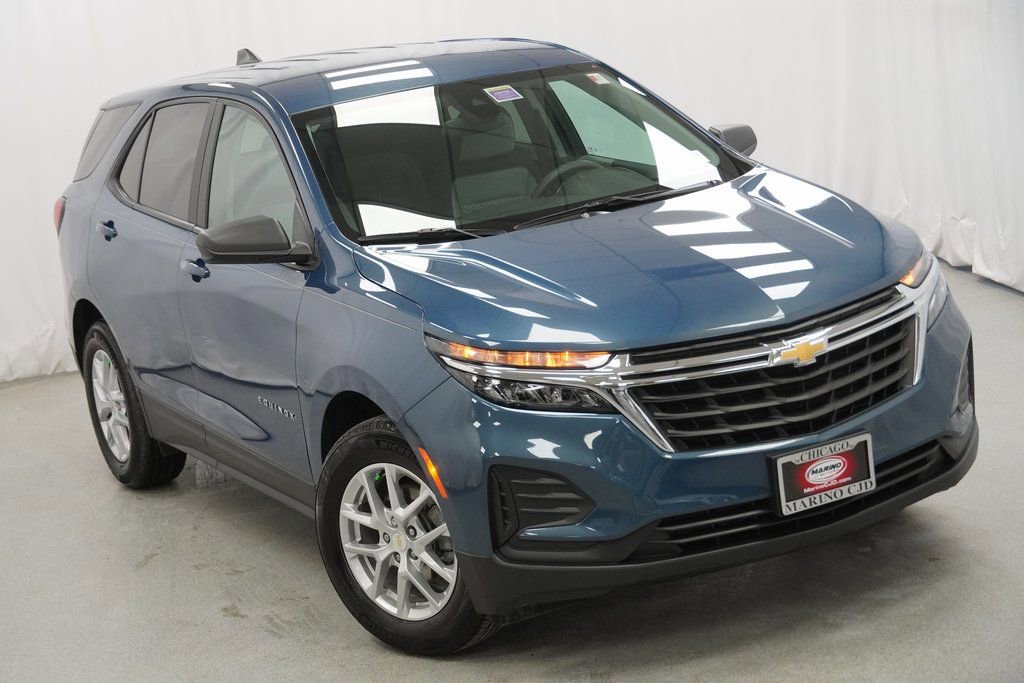 Used 2024 Chevrolet Equinox LS w/ LS Convenience Package image 8