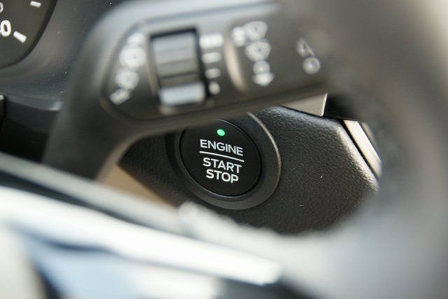 Used 2022 Ford Escape SEL image 22