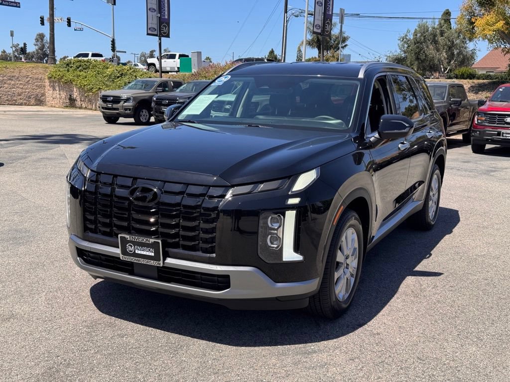 Used 2023 Hyundai Palisade SEL FWD image 7