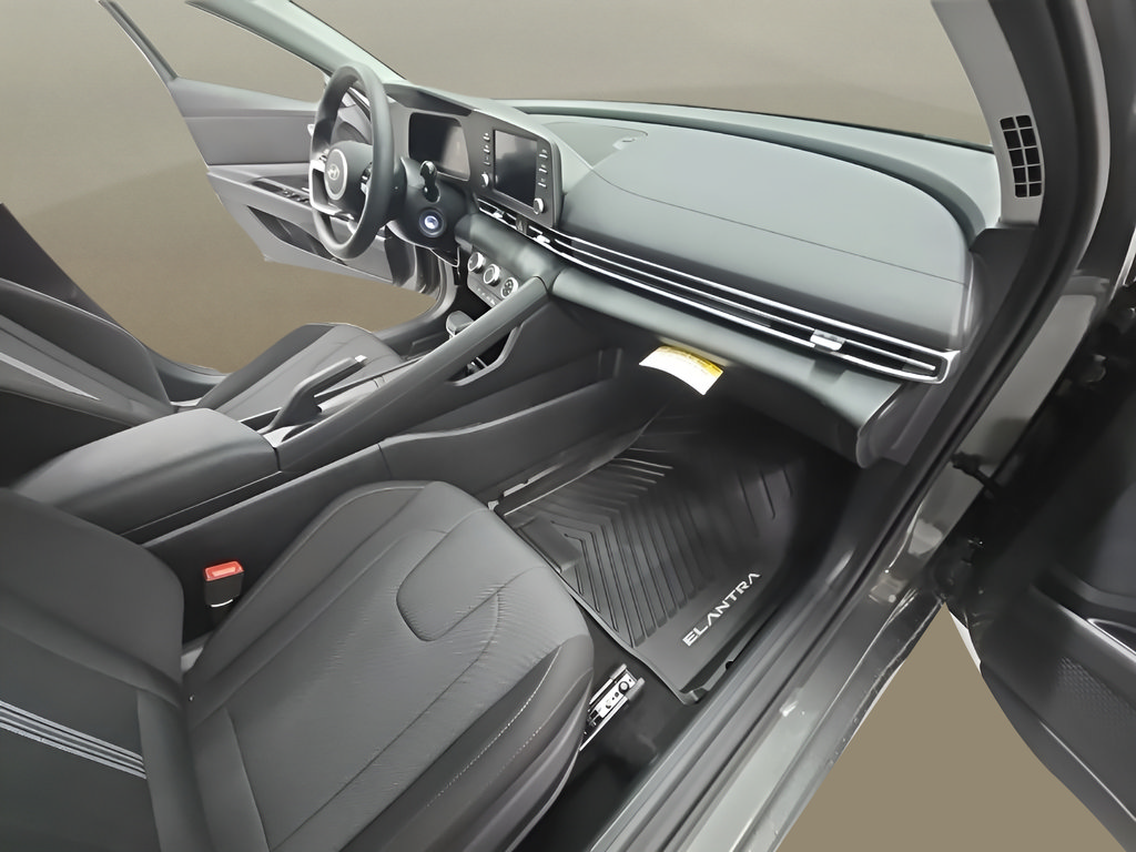 New 2026 Hyundai Elantra SE FWD image 35