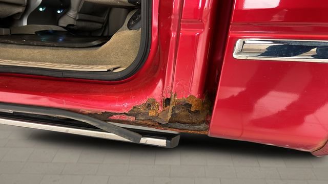 Used 2010 Ford F150 Lariat image 21