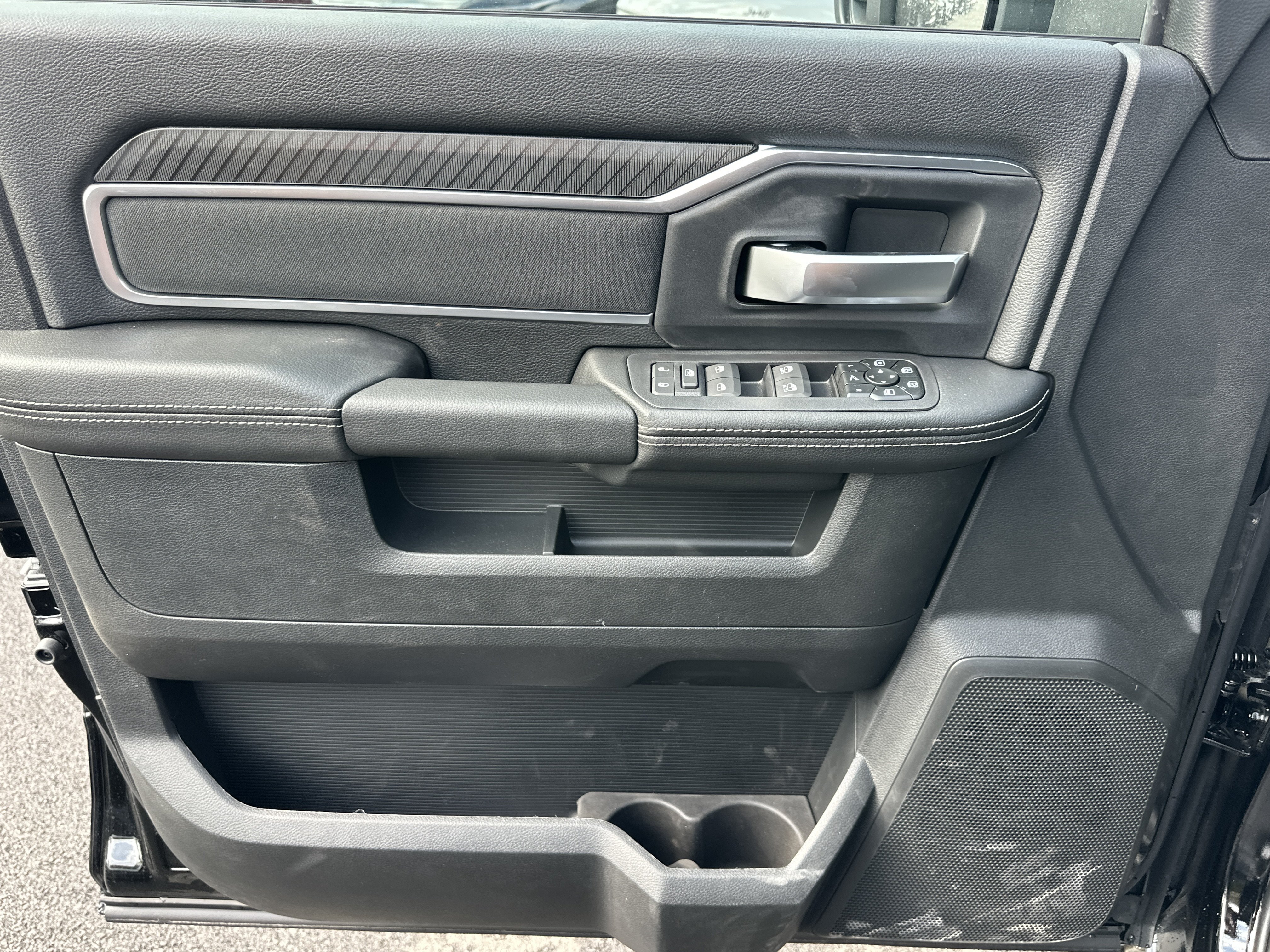 New 2027 RAM 2500 Big Horn AWD/4WD image 28