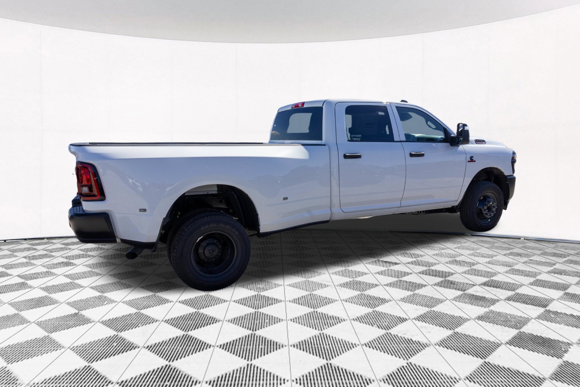 New 2027 RAM 3500 Tradesman AWD/4WD image 11