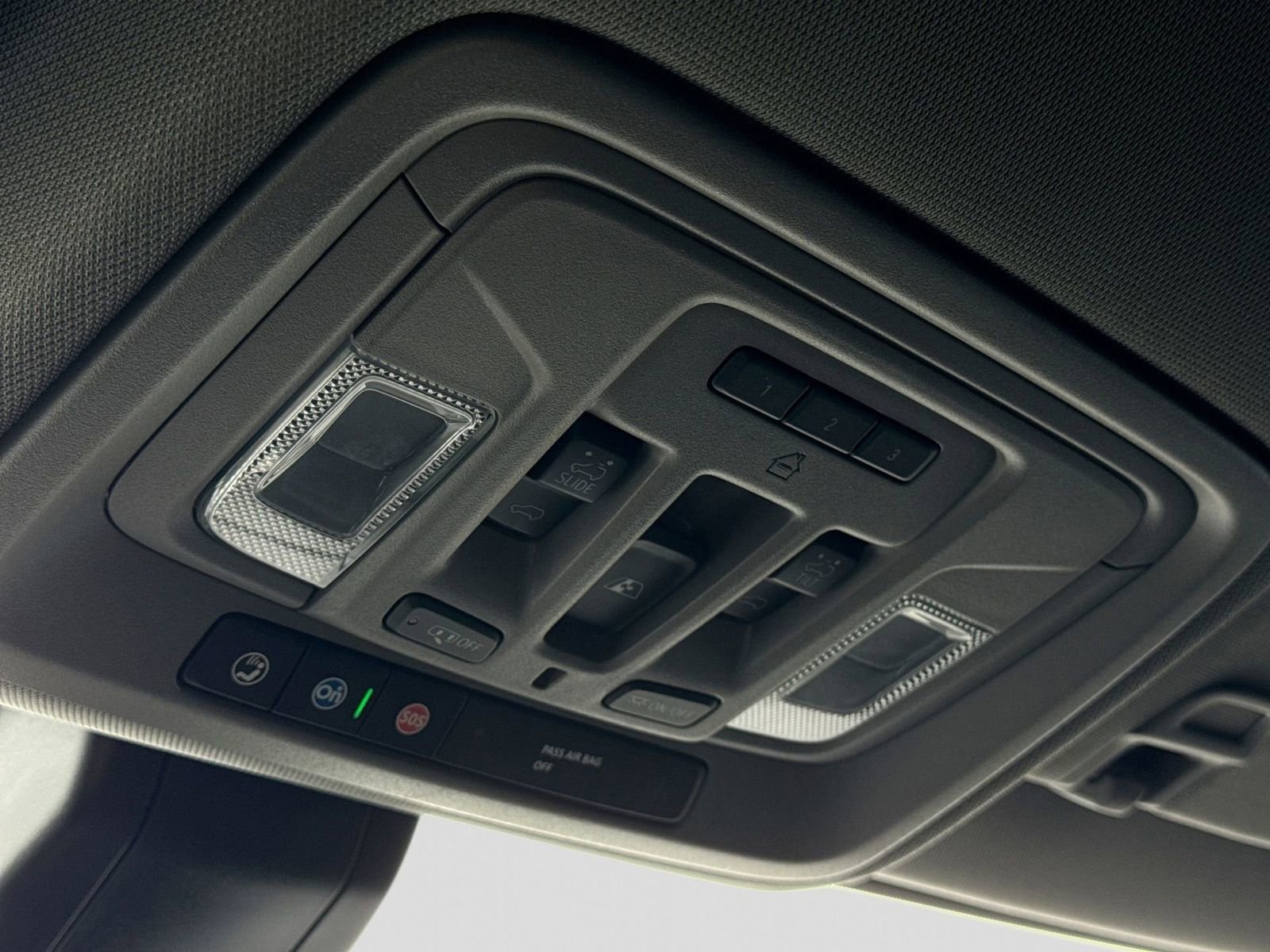 Used 2023 GMC Sierra 2500 Denali image 42