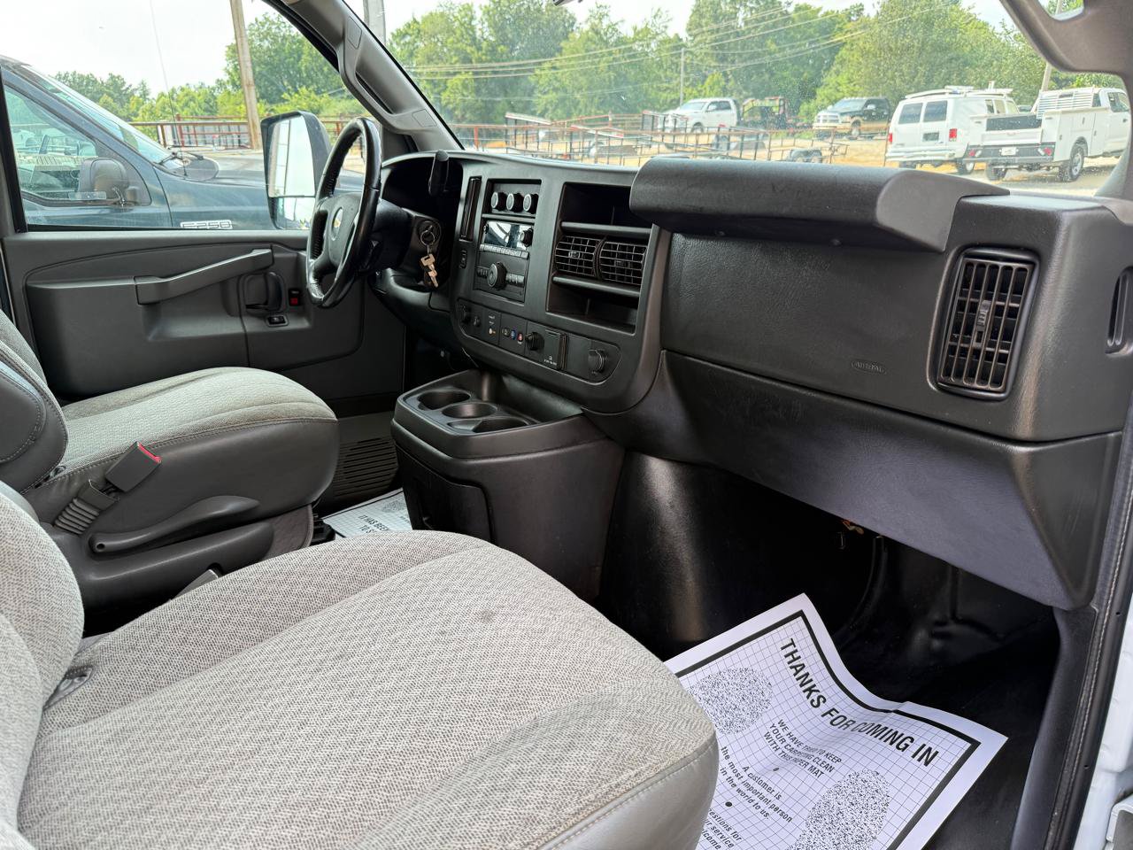 Used 2021 Chevrolet Express 3500 w/ Power Convenience Package RWD image 18