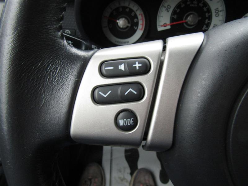 Used 2011 Toyota FJ Cruiser 4WD image 14