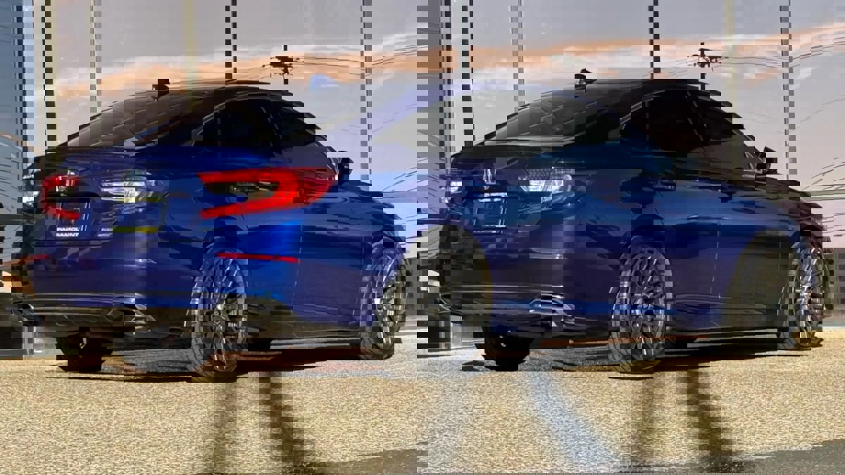 Used 2019 Honda Accord Sport image 11