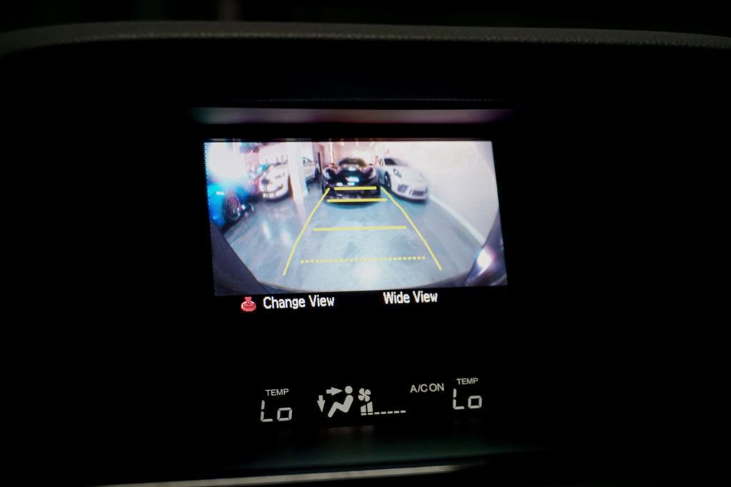 Used 2014 Acura ILX w/ Premium Package FWD image 18