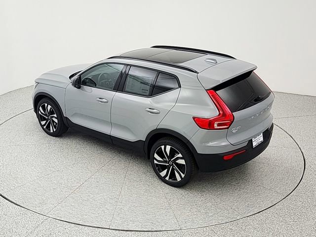 New 2026 Volvo XC40 B5 Plus w/ Climate Package AWD/4WD image 35