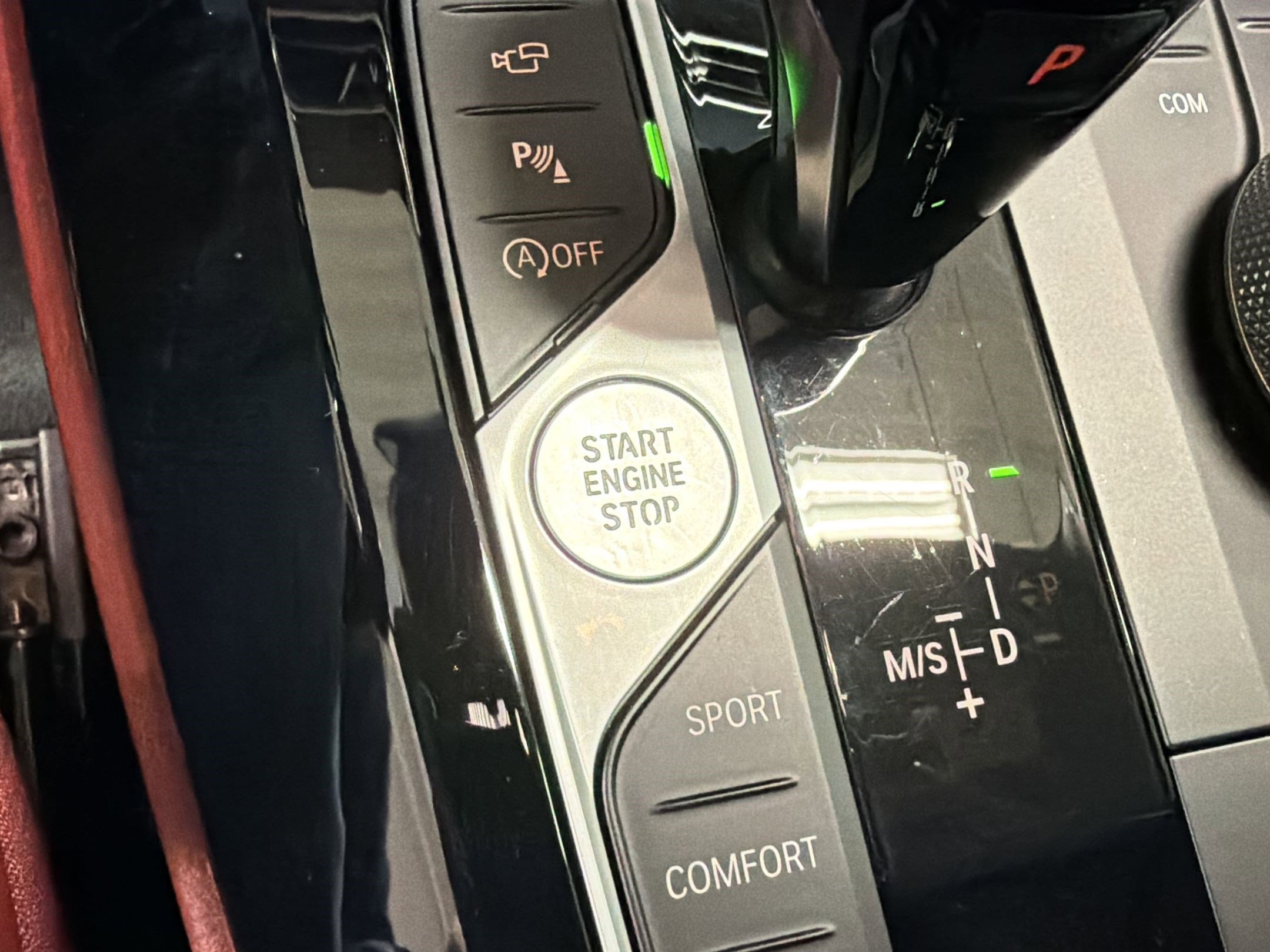 Certified 2024 BMW X4 xDrive30i w/ Premium Package image 26