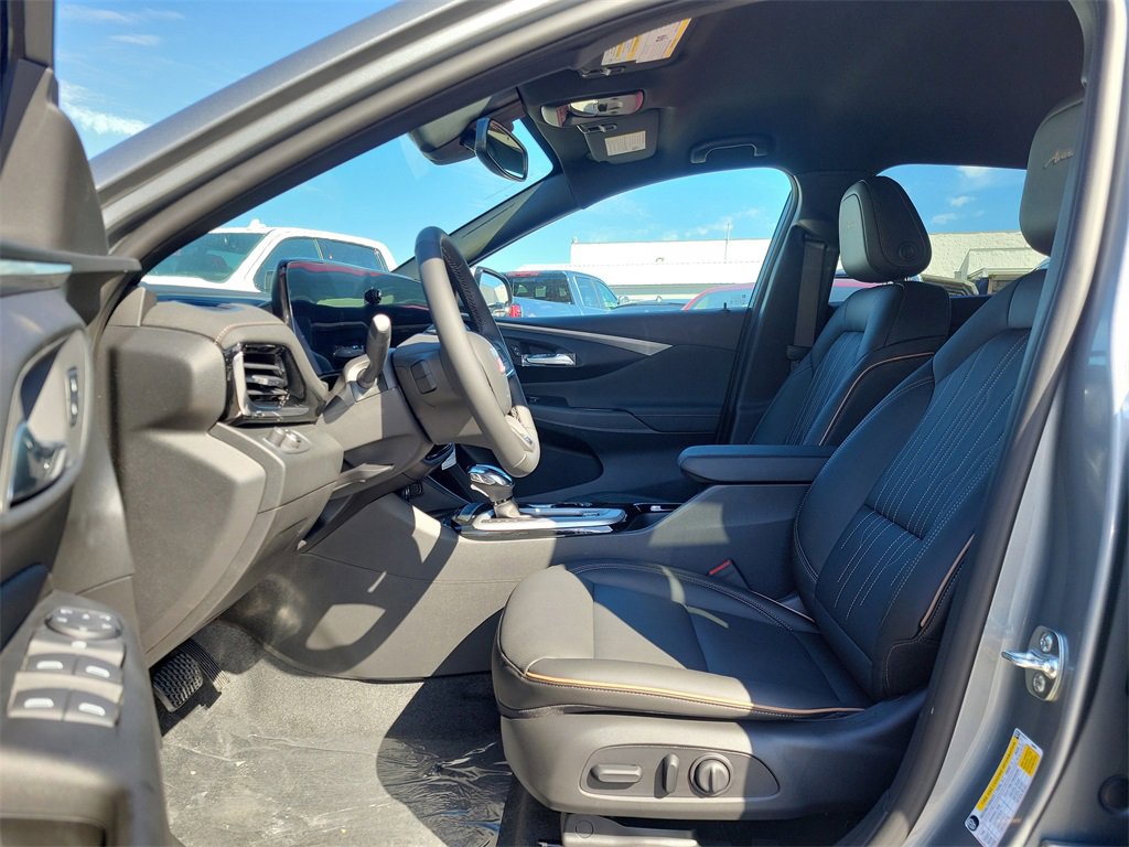 New 2026 Buick Envista Avenir image 23