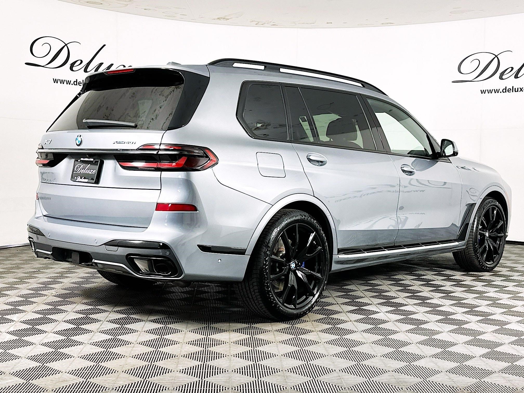 Used 2024 BMW X7 xDrive40i w/ Executive Package AWD/4WD image 6