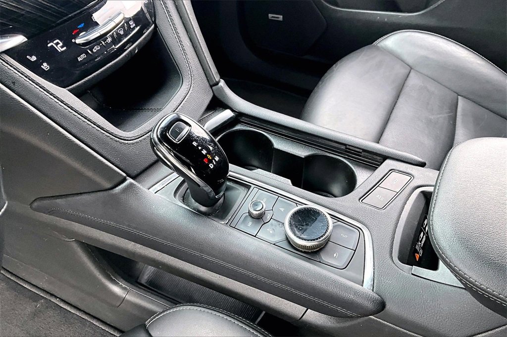 Used 2023 Cadillac XT6 Premium Luxury w/ Technology Package image 14