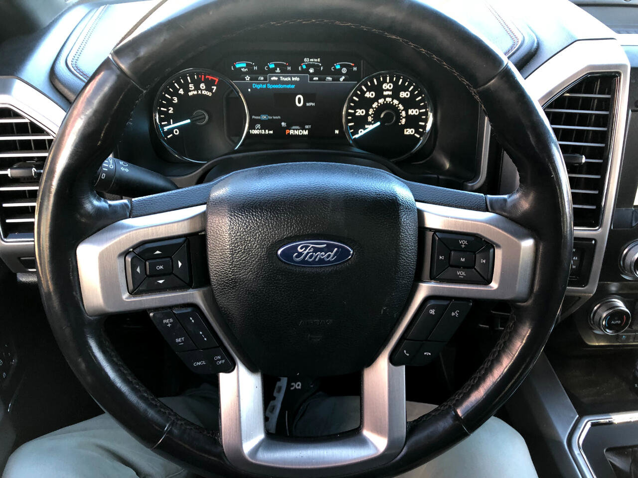 Used 2019 Ford F150 Platinum w/ Equipment Group 701A Luxury image 42