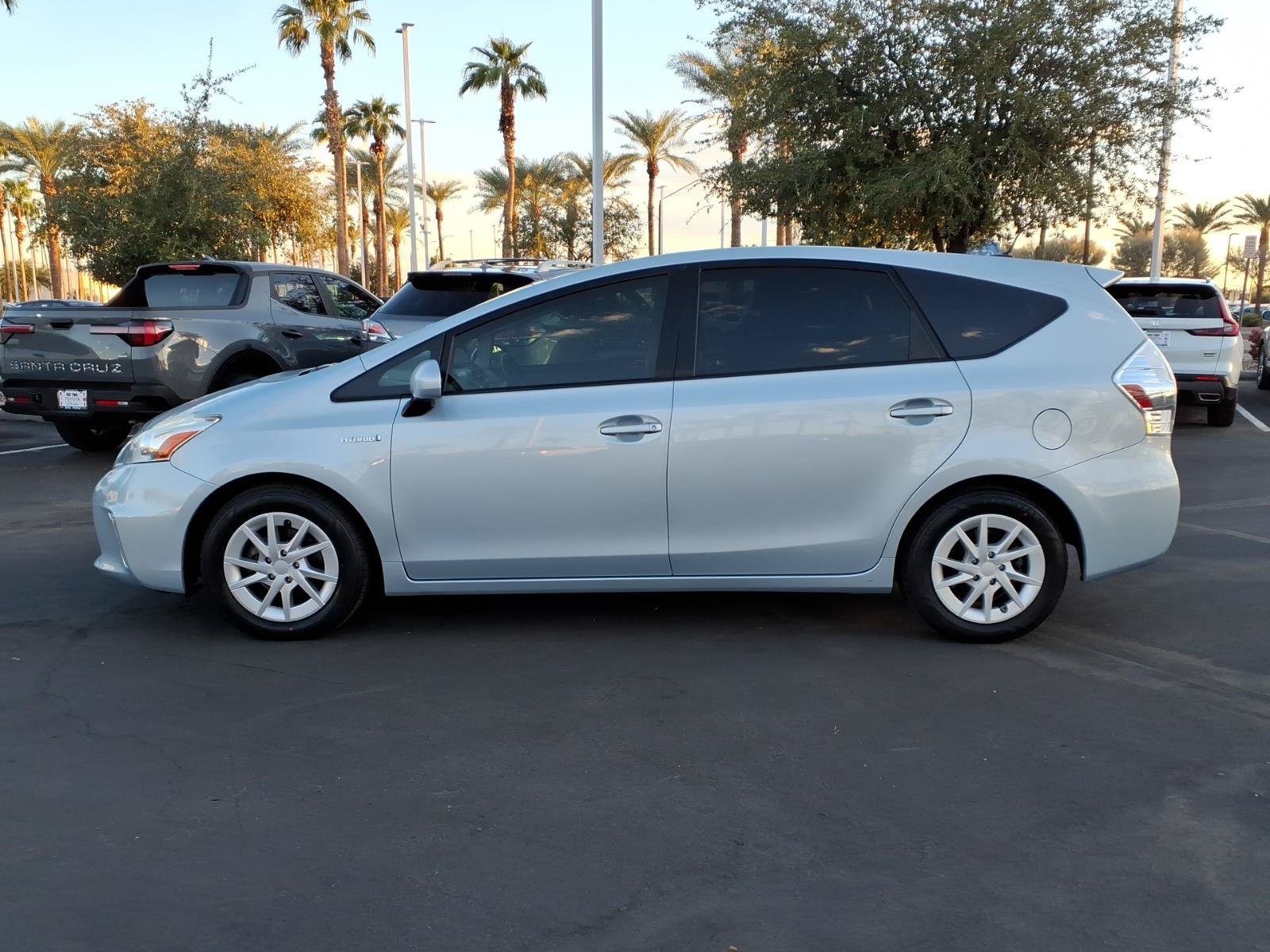 Used 2014 Toyota Prius V Three FWD image 7