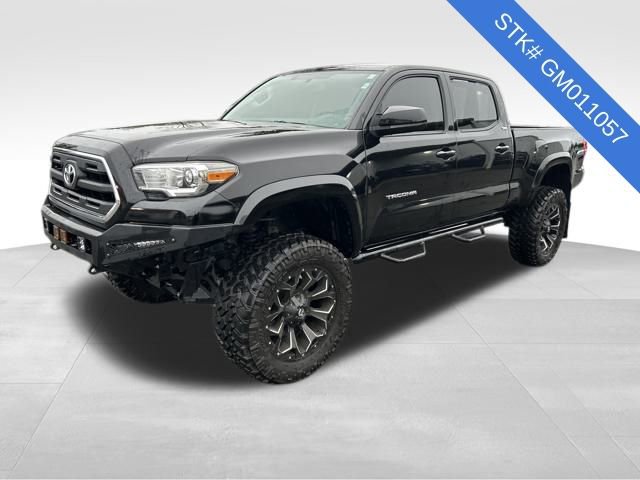 Used 2016 Toyota Tacoma SR5 image 3