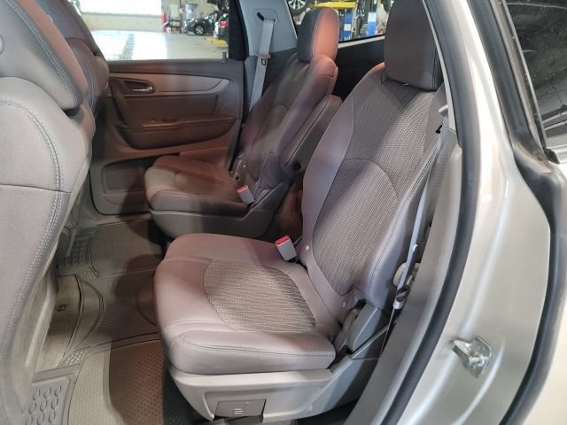 Used 2013 Chevrolet Traverse LT w/ All-Star Edition AWD/4WD image 12