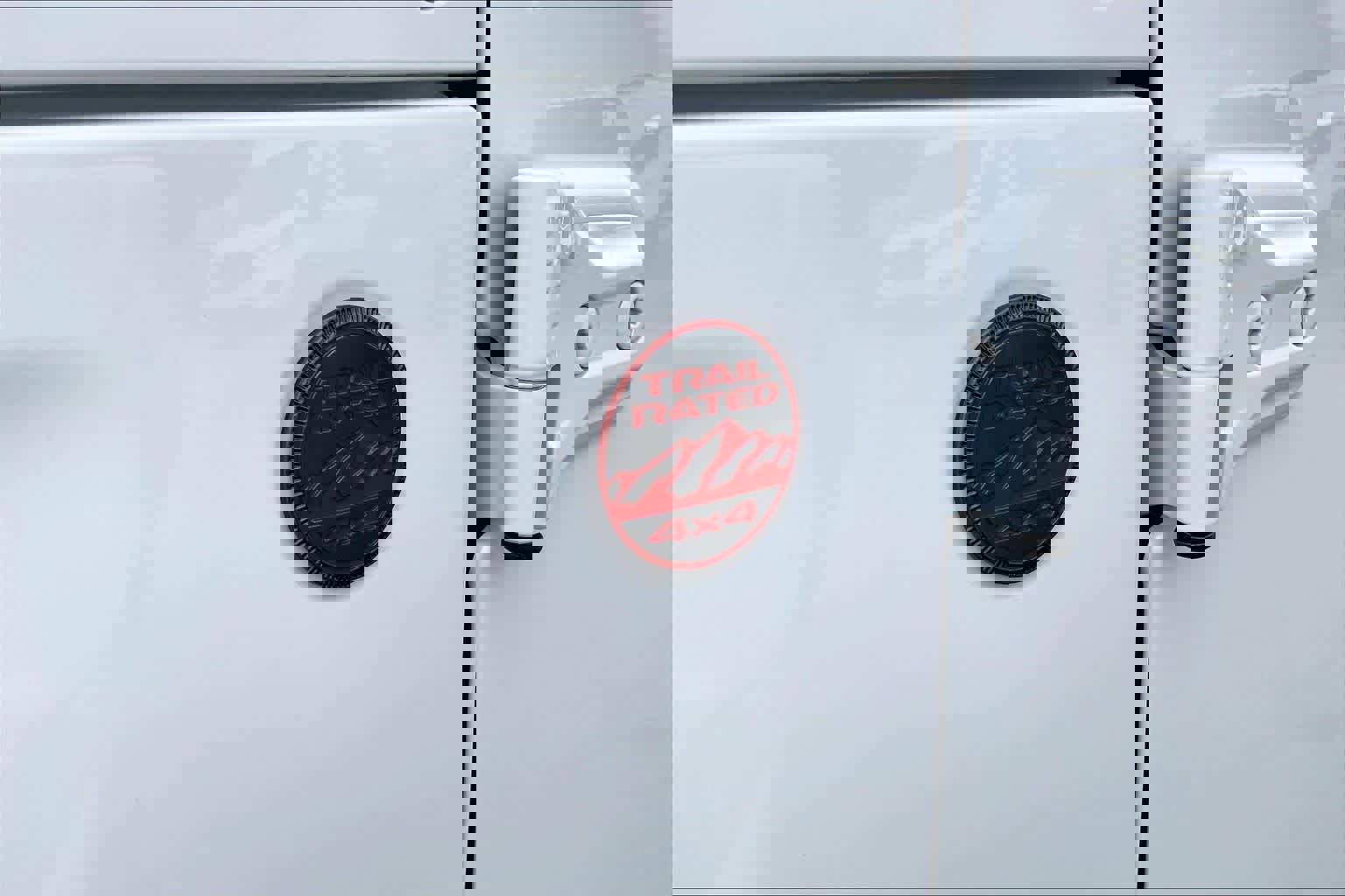 Used 2025 Jeep Gladiator Rubicon AWD/4WD image 9