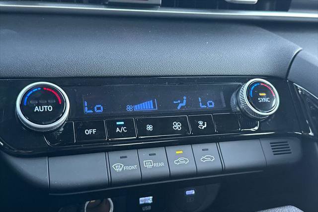 New 2026 Hyundai Elantra Blue image 16