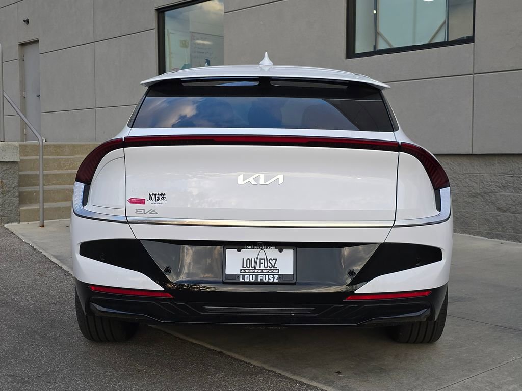 New 2025 Kia EV6 Wind image 19
