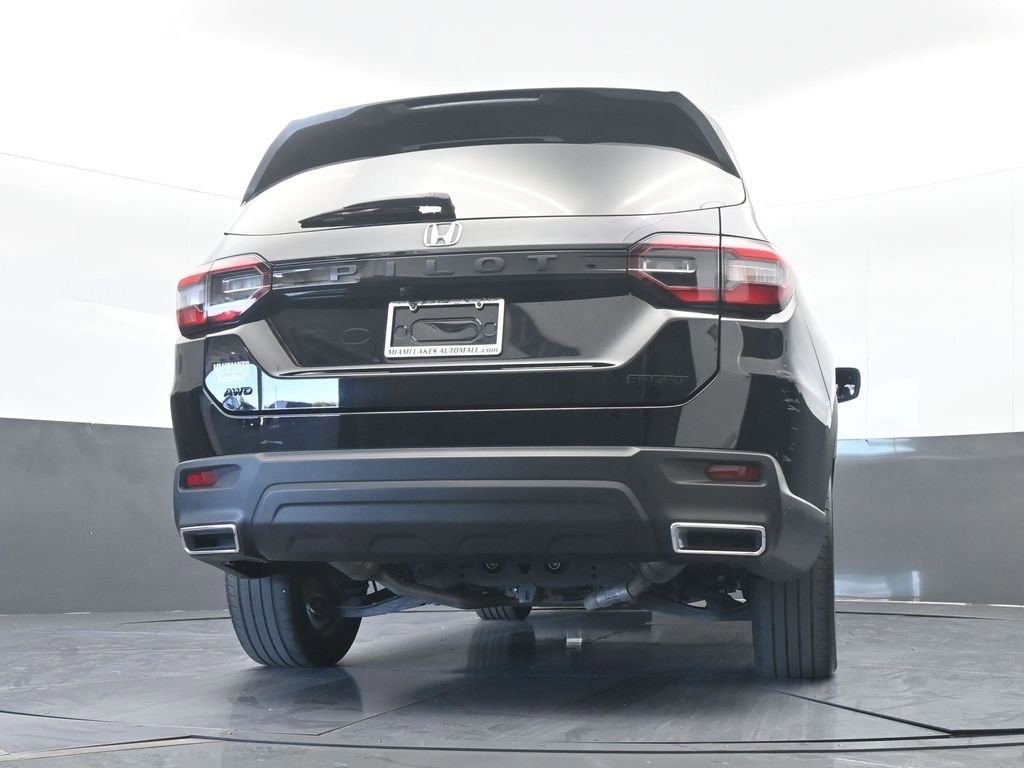 Used 2023 Honda Pilot Sport image 61