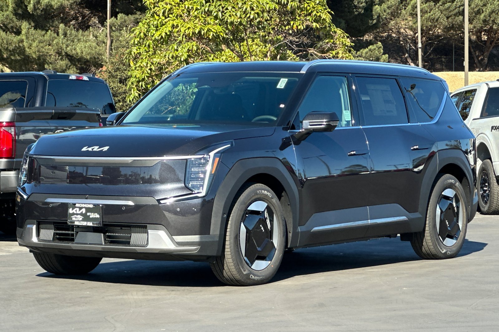 New 2026 Kia EV9 Wind AWD/4WD image 8