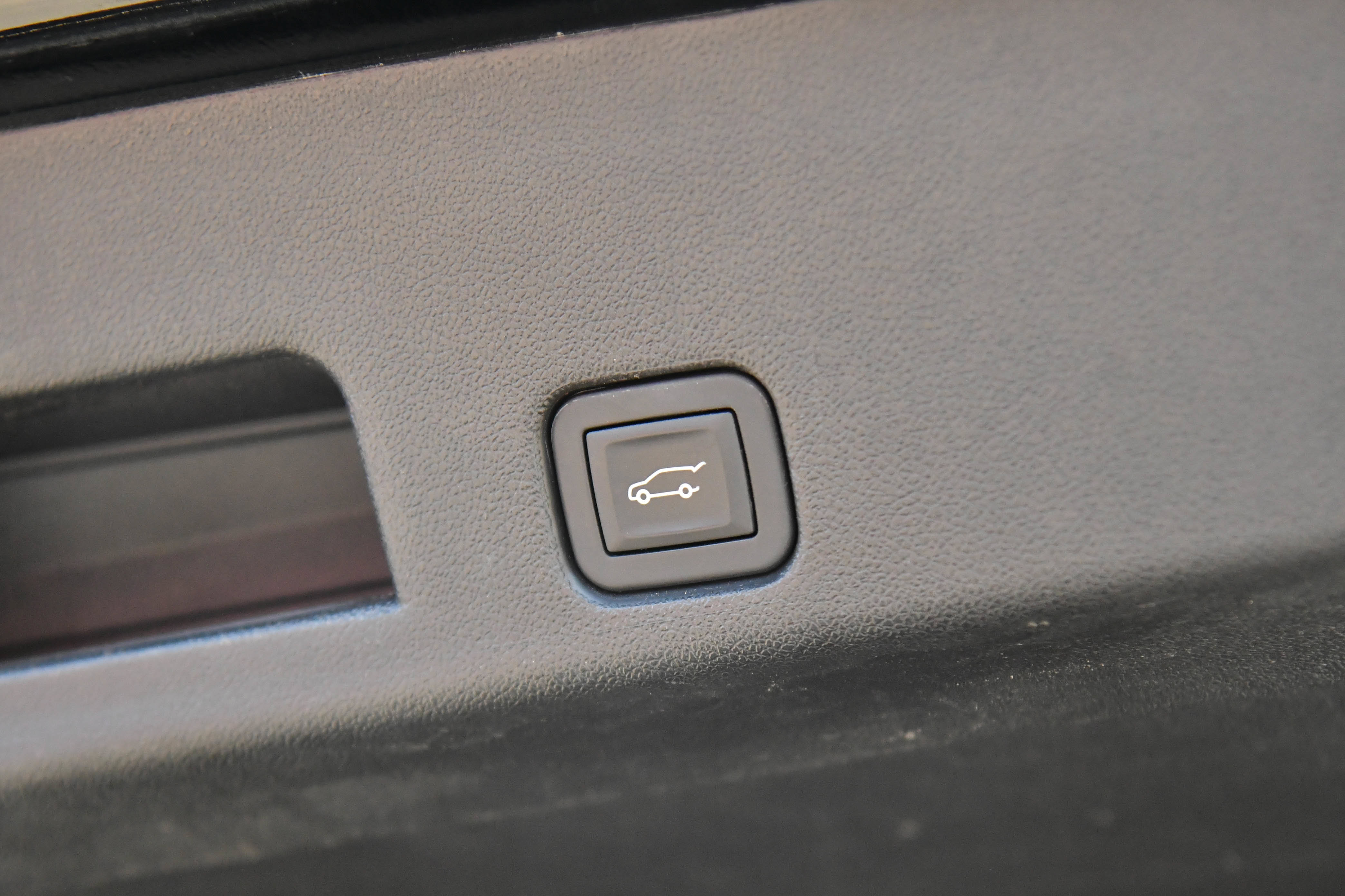 Used 2024 Chevrolet Traverse LT FWD image 51