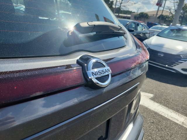 Used 2021 Nissan Kicks S image 8