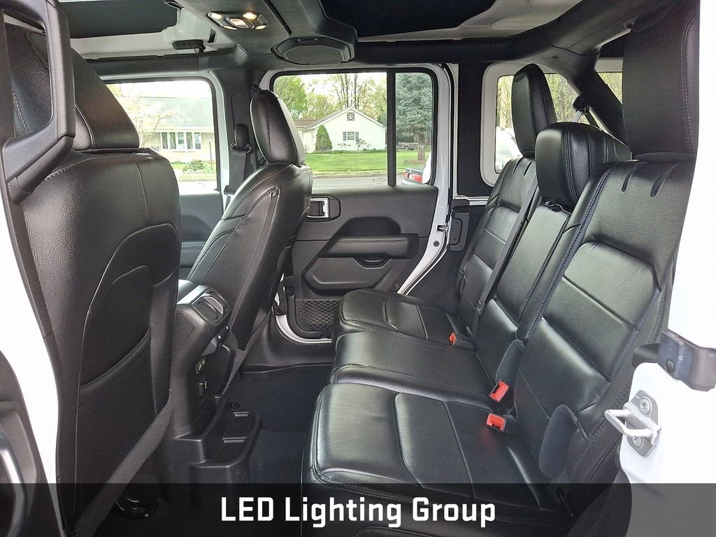 Used 2020 Jeep Wrangler Unlimited Sahara image 13