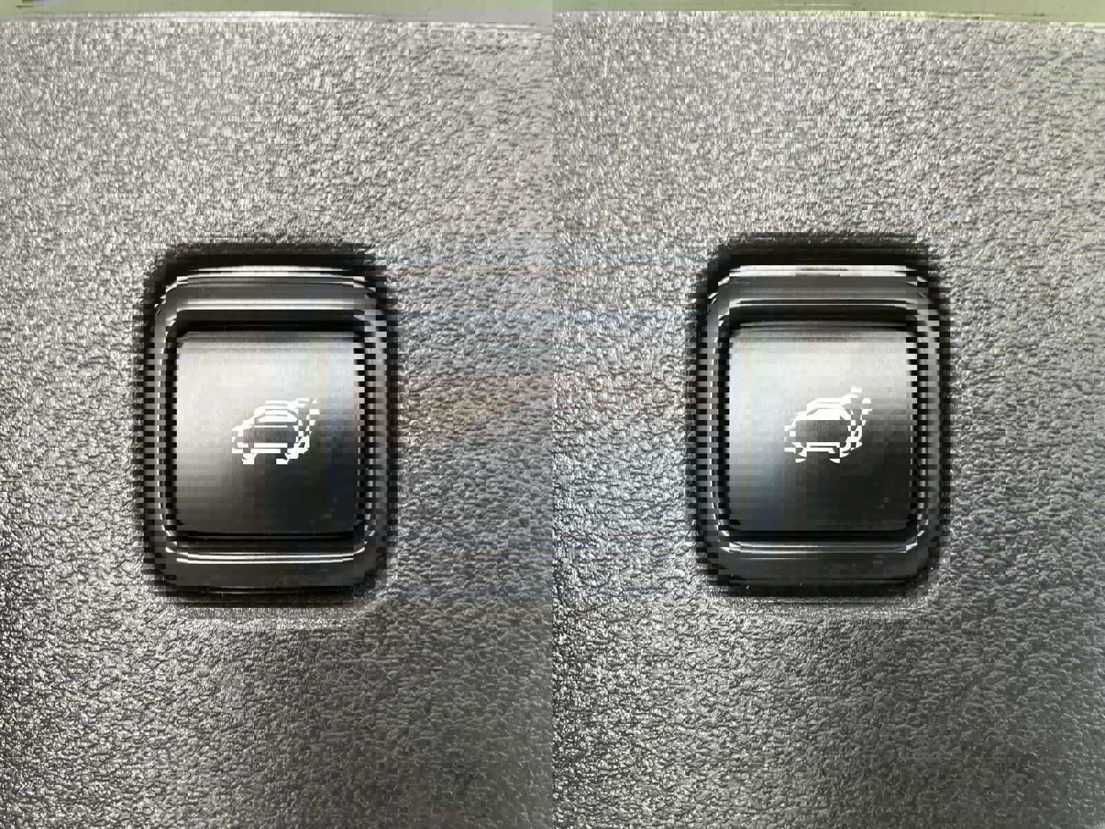 Used 2023 Kia Sportage X-Line w/ X-Line Premium Package AWD/4WD image 32