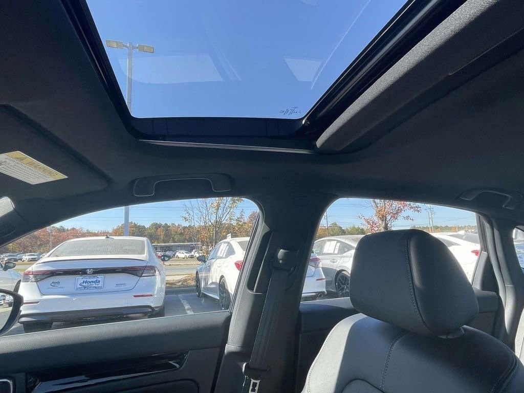 Used 2025 Honda Civic Sport Touring image 18