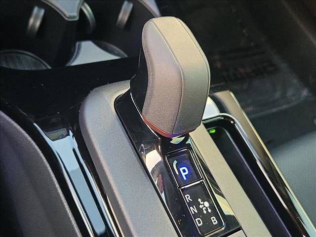 Used 2026 Toyota Prius Plug-In Hybrid FWD image 12
