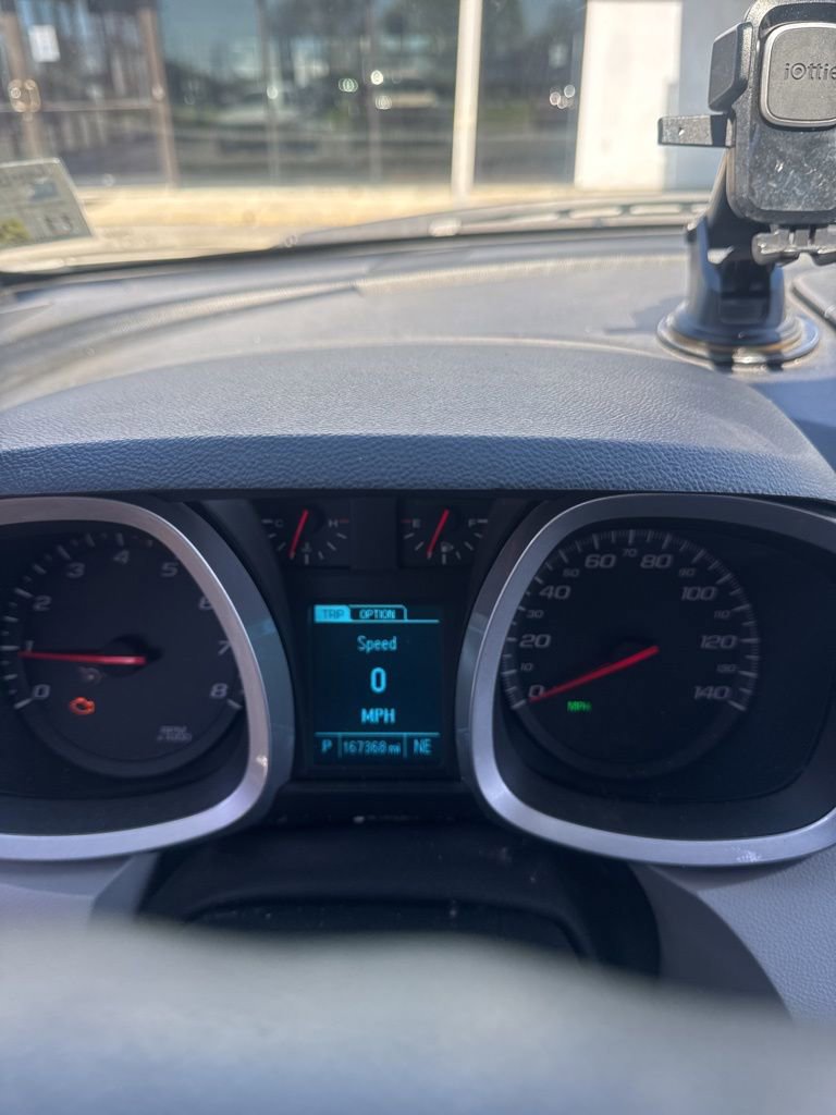 Used 2015 Chevrolet Equinox LS image 4