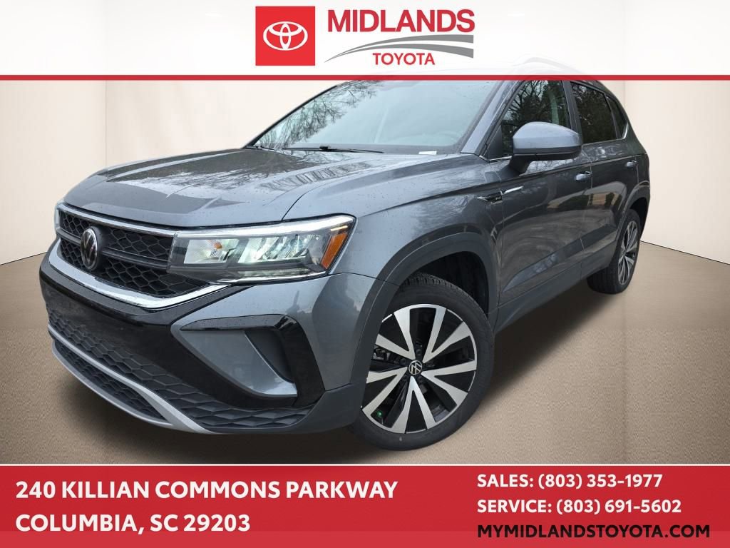 Used 2024 Volkswagen Taos SE image 1