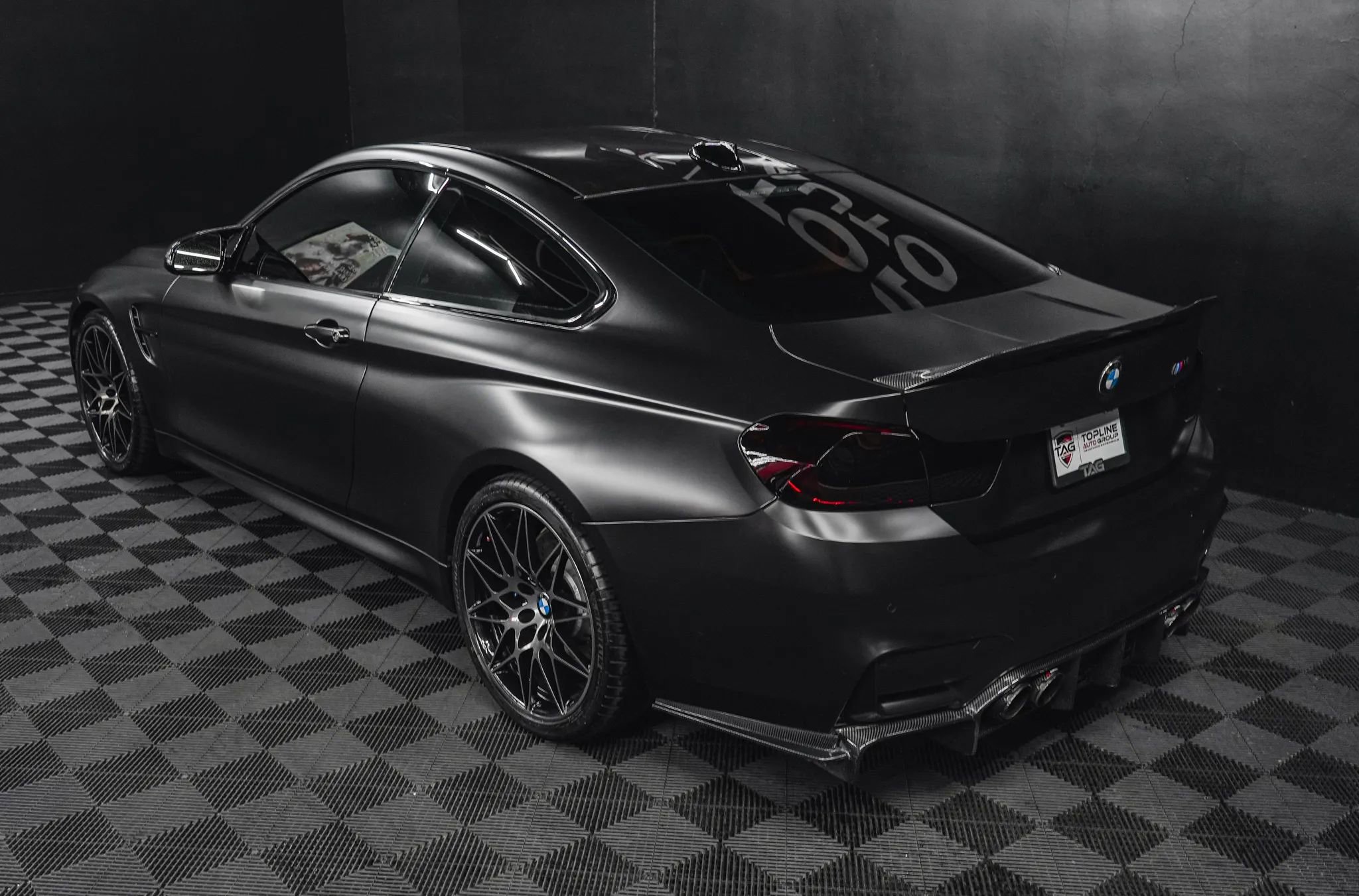 Used 2019 BMW M4 Coupe w/ Competition Package image 32