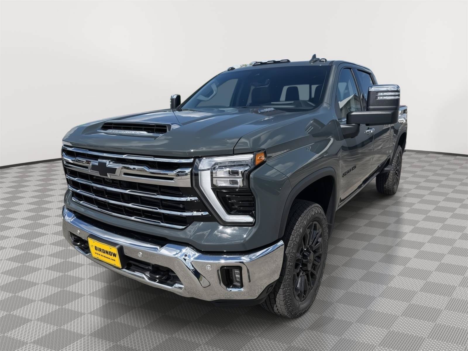 New 2026 Chevrolet Silverado 2500 LTZ w/ LTZ Premium Package AWD/4WD image 2
