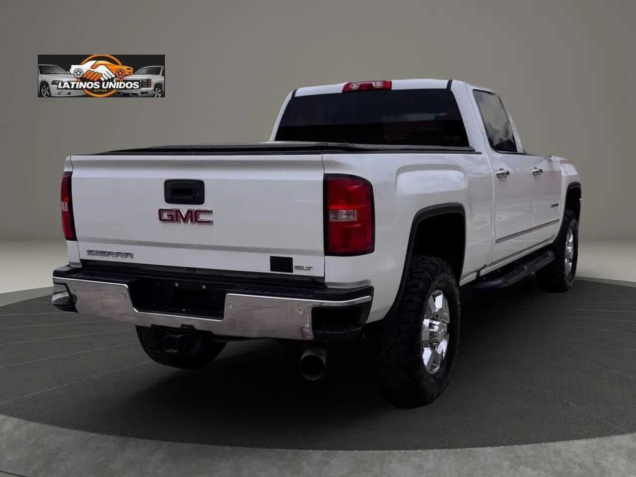 Used 2018 GMC Sierra 2500 SLT w/ Duramax Plus Package image 5