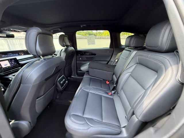 New 2025 Lincoln Nautilus Premier w/ Equipment Group 102A image 14