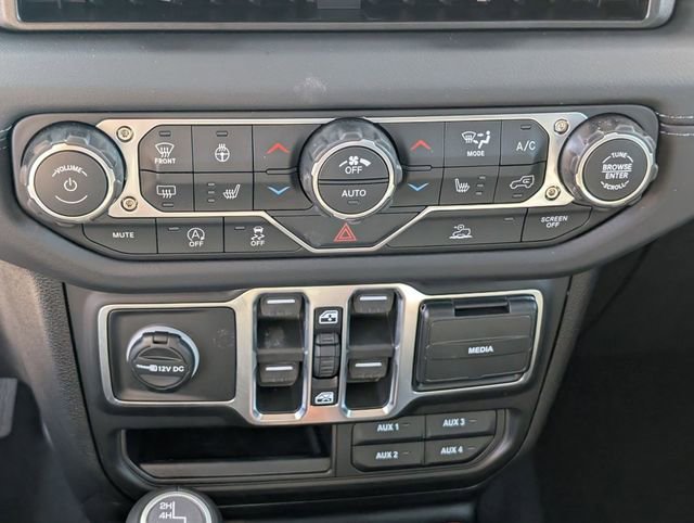 New 2026 Jeep Gladiator Sport image 19