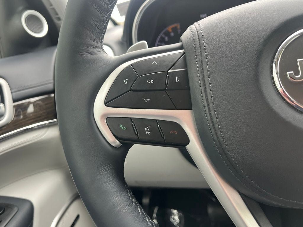 Used 2021 Jeep Grand Cherokee Summit AWD/4WD image 29