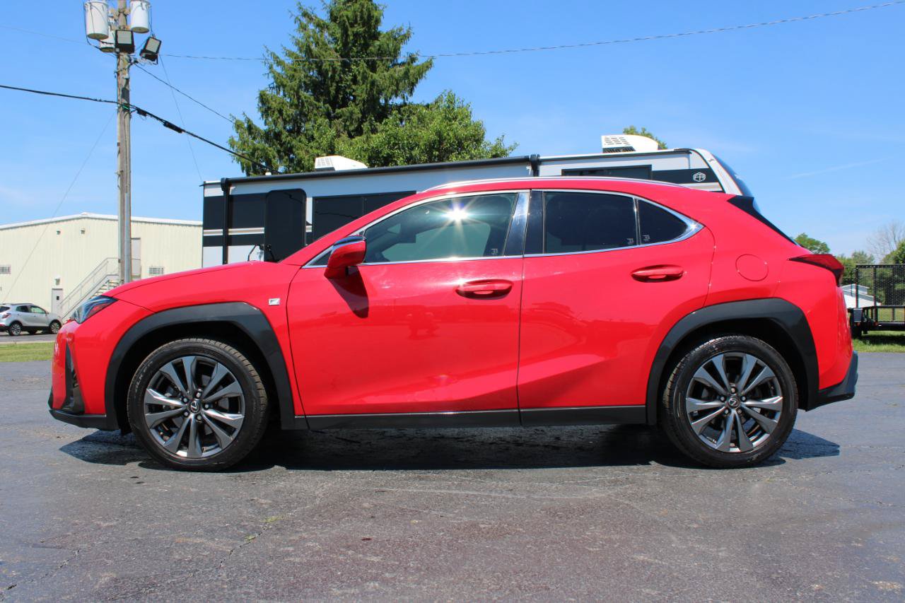 Used 2019 Lexus UX 200 F Sport w/ F Sport Premium Package FWD image 12
