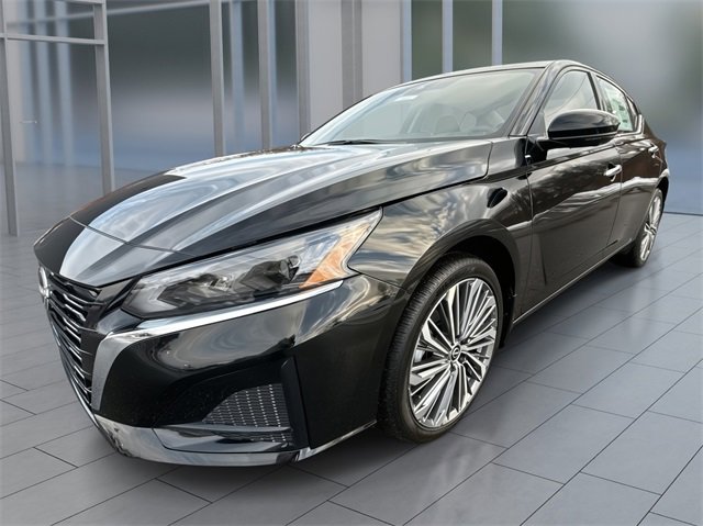 New 2025 Nissan Altima 2.5 SL