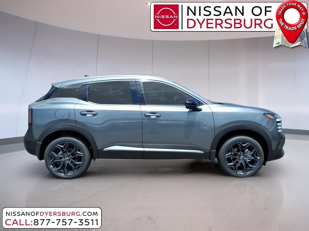 New 2026 Nissan Kicks SR FWD image 2