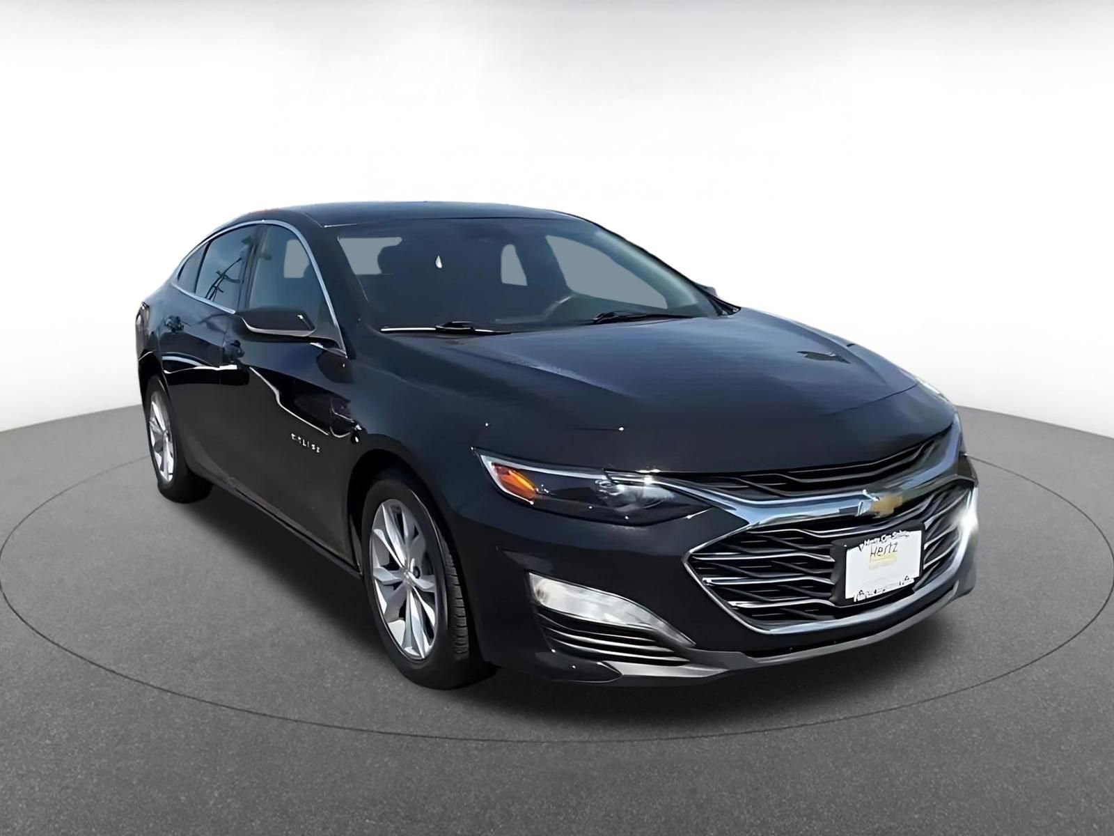 Used 2023 Chevrolet Malibu LT image 3