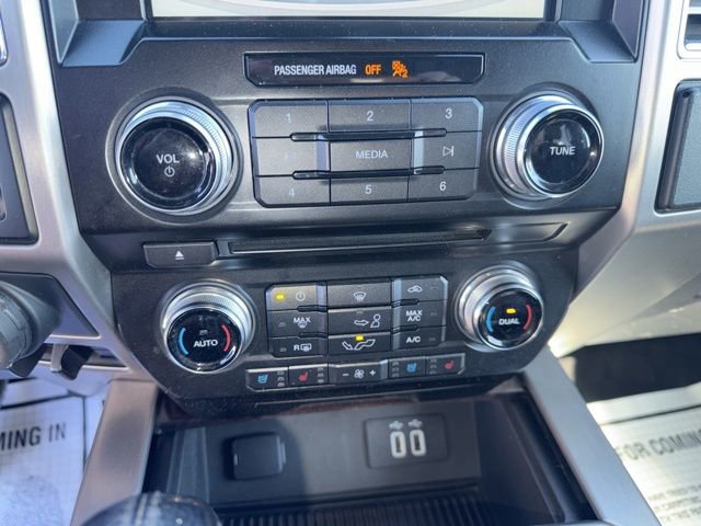 Used 2016 Ford F150 Platinum w/ Max Trailer Tow Package image 20